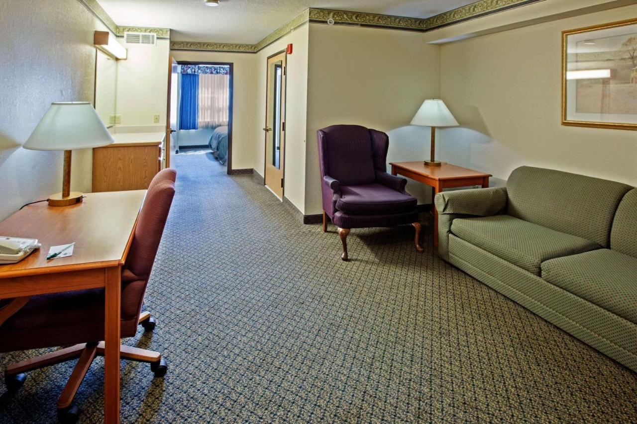 Country Inn & Suites By Radisson, Lansing, Mi Eksteriør bilde
